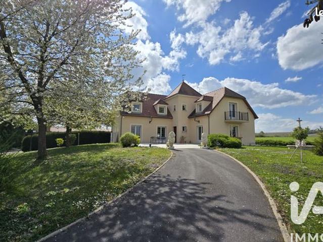 Propriété 10 pièces 345 m²