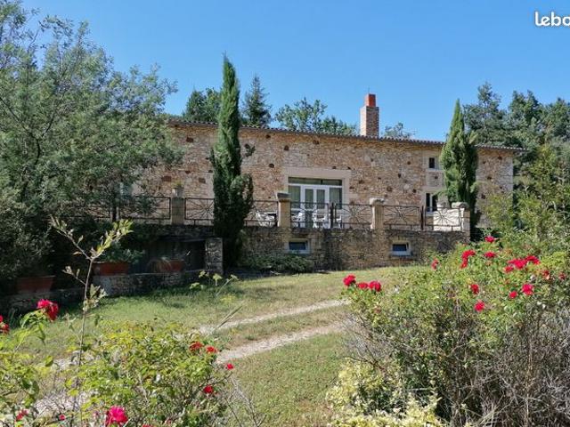 Propriété 10 pièces 346 m²