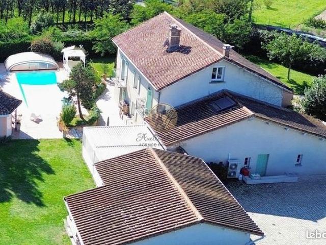 Propriété 10 pièces 350 m²