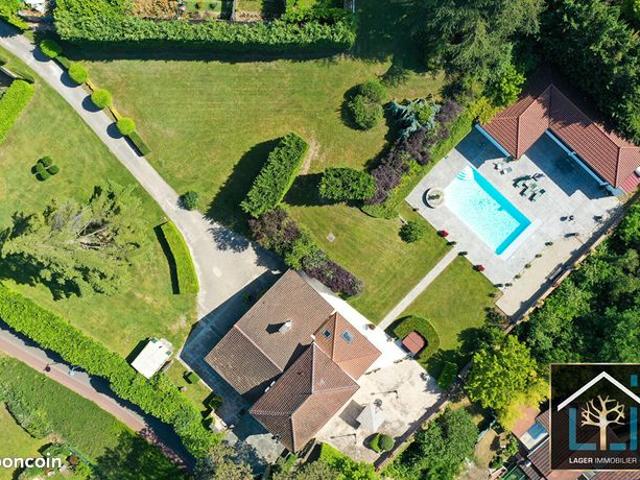 Propriété 10 pièces 350 m²