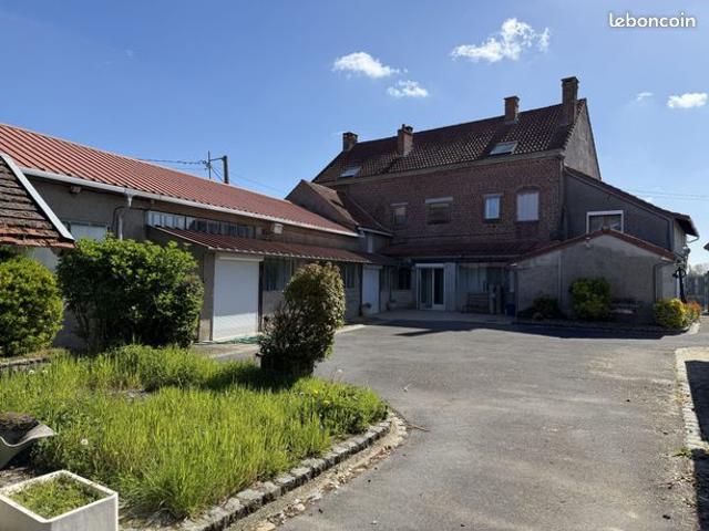 Propriété 10 pièces 354 m²