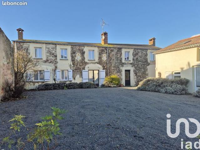 Propriété 10 pièces 368 m²