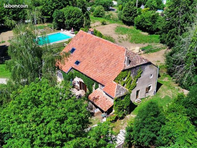Propriété 10 pièces 370 m²
