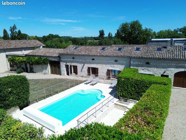 Propriété 10 pièces 375 m²