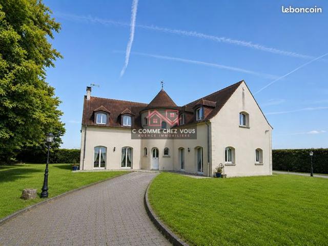Propriété 10 pièces 378 m²
