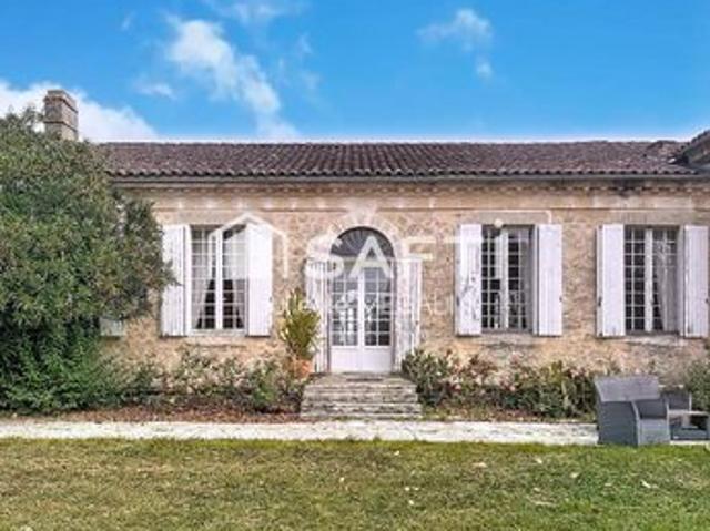 Propriété 10 pièces 379 m²