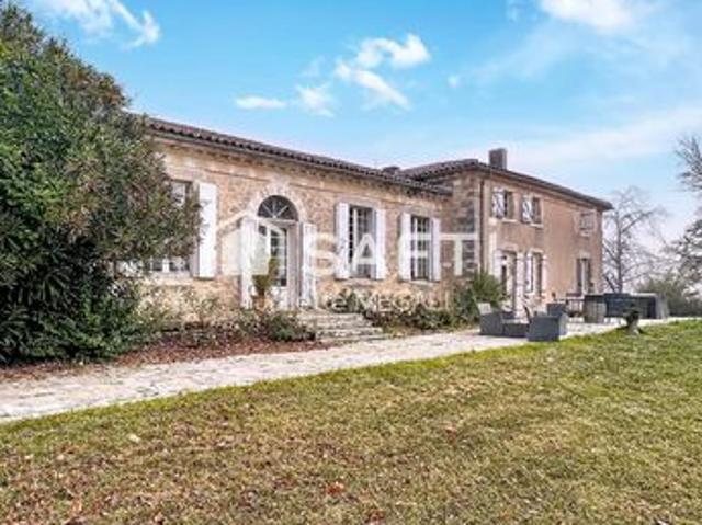 Propriété 10 pièces 379 m²