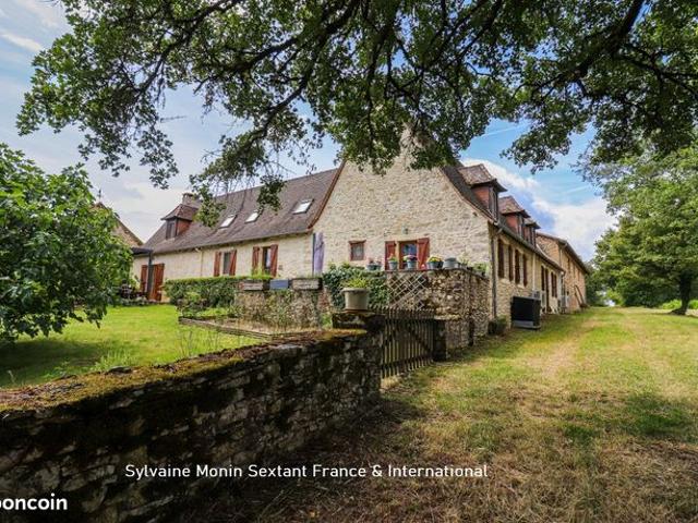 Propriété 10 pièces 380 m²