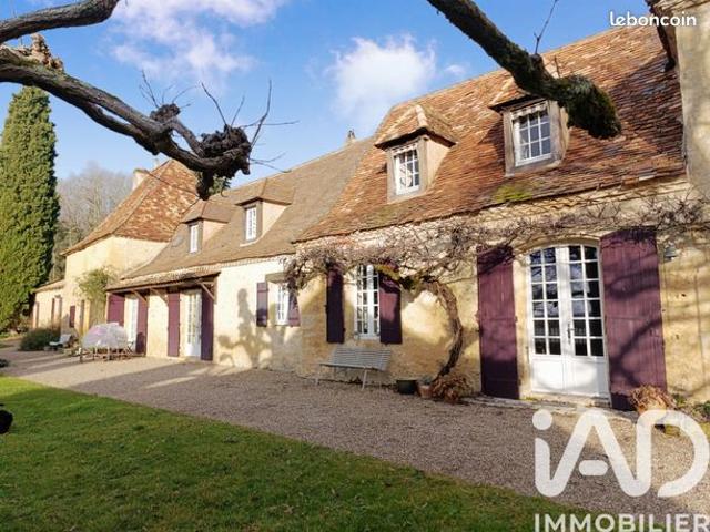 Propriété 10 pièces 393 m²