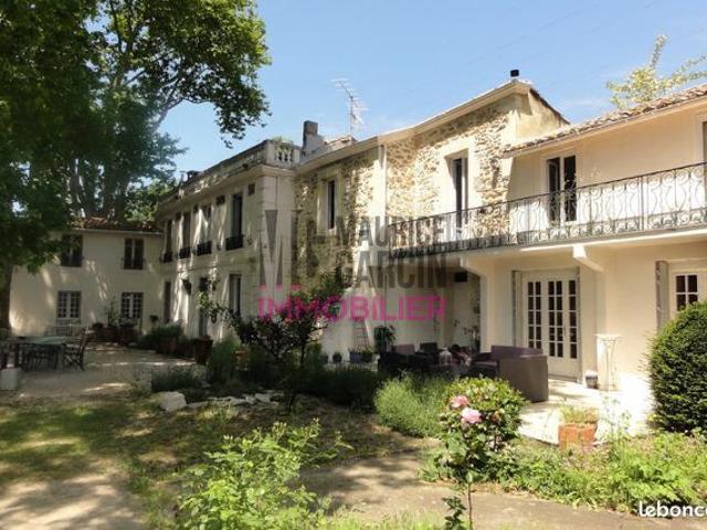 Propriété 10 pièces 390 m²