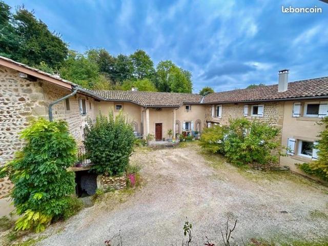 Propriété 10 pièces 391 m²