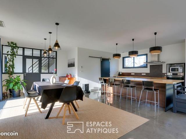 Propriété 10 pièces 303 m²