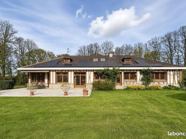 Propriété 10 pièces 303 m²