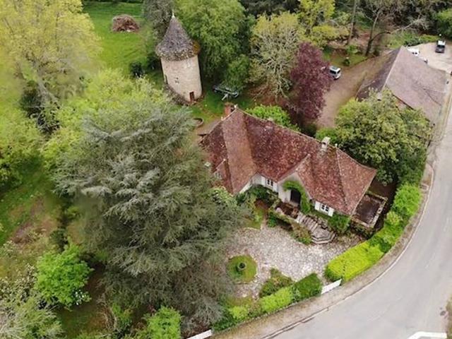 Propriété 10 pièces 300 m²