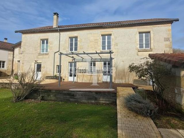 Propriété 10 pièces 300 m²