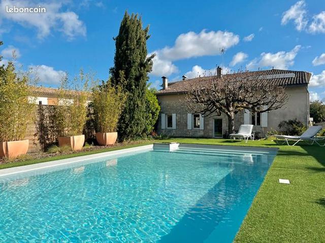 Propriété 10 pièces 300 m²