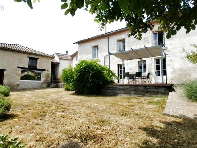 Propriété 10 pièces 300 m²