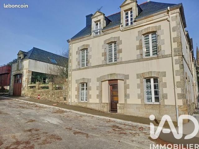 Propriété 10 pièces 300 m²