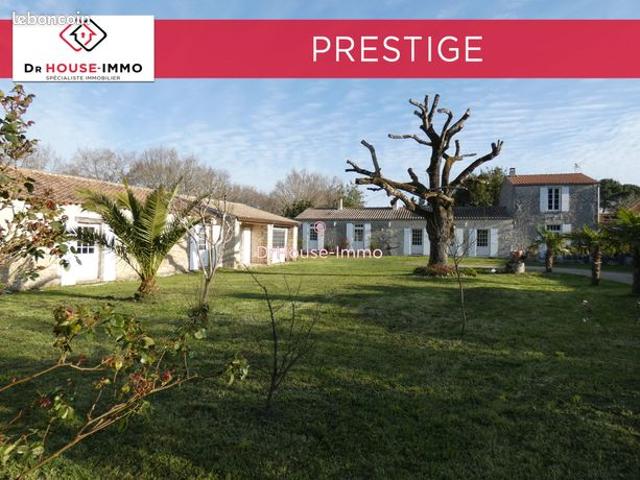 Propriété 10 pièces 300 m²