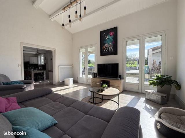 Propriété 10 pièces 307 m²