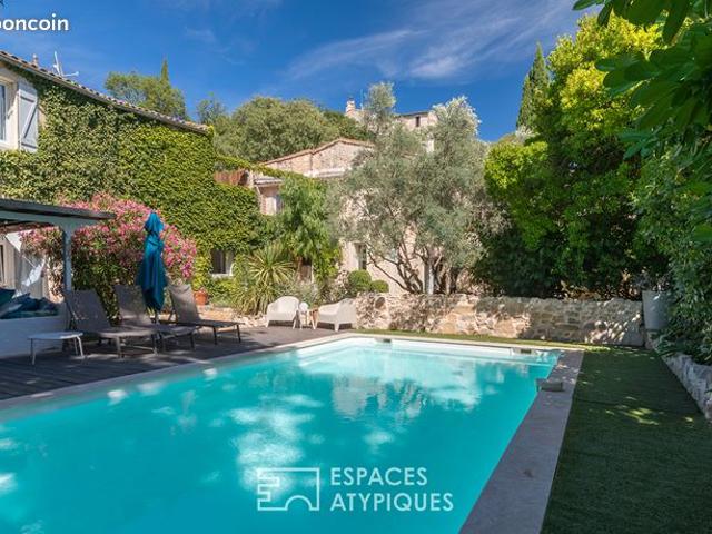 Propriété 10 pièces 304 m²