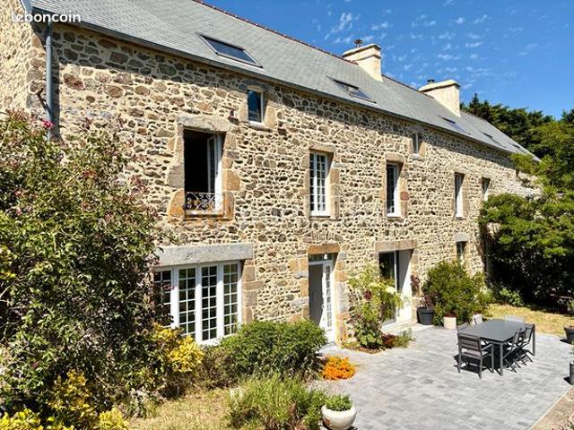 Propriété 10 pièces 313 m²