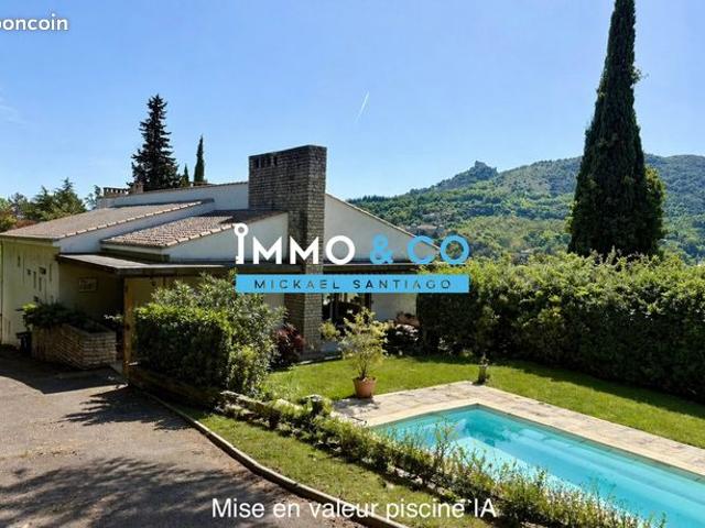 Propriété 10 pièces 310 m²