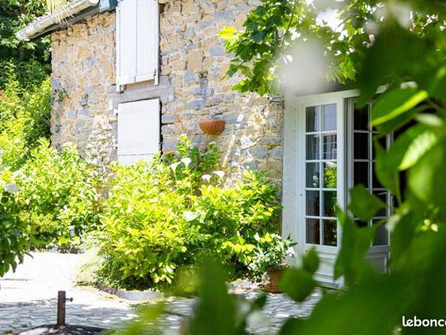 Propriété 10 pièces 310 m²