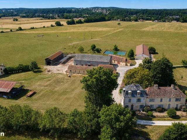 Propriété 10 pièces 310 m²