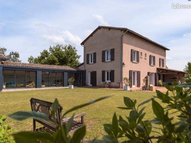 Propriété 10 pièces 310 m²