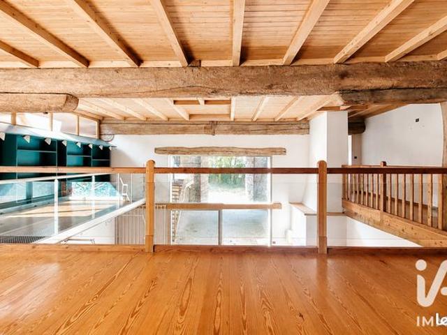 Propriété 10 pièces 317 m²