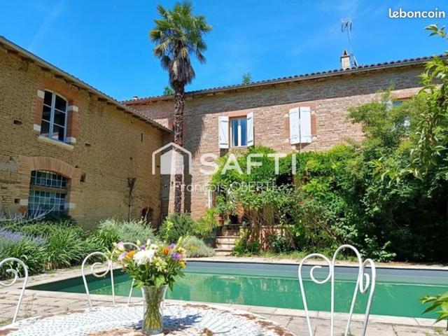 Propriété 10 pièces 315 m²