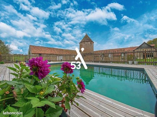 Propriété 10 pièces 318 m²