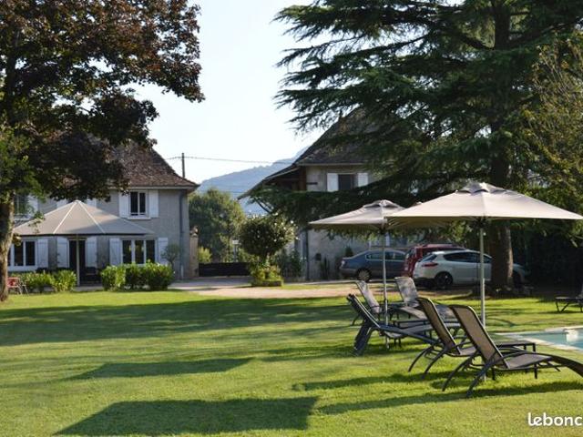 Propriété 10 pièces 320 m²