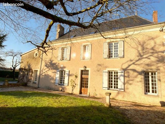 Propriété 10 pièces 321 m²