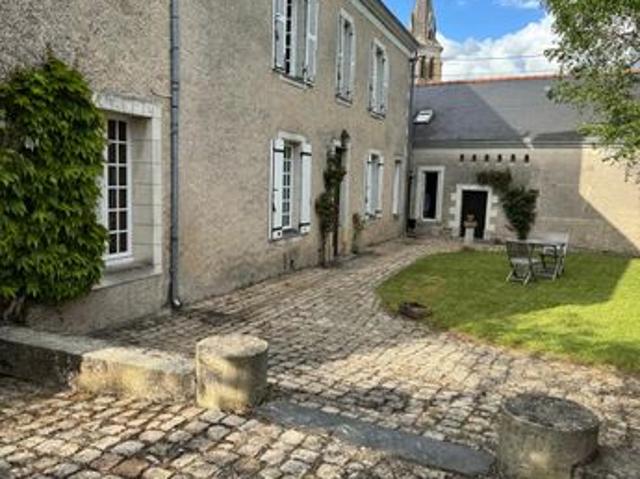 Propriété 10 pièces 321 m²