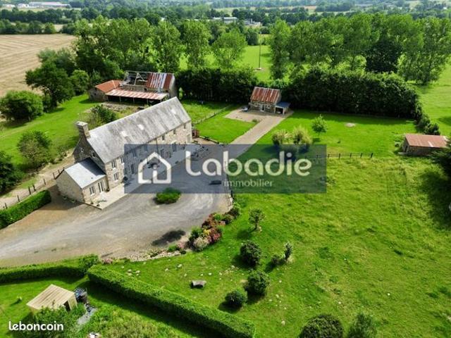 Propriété 10 pièces 327 m²