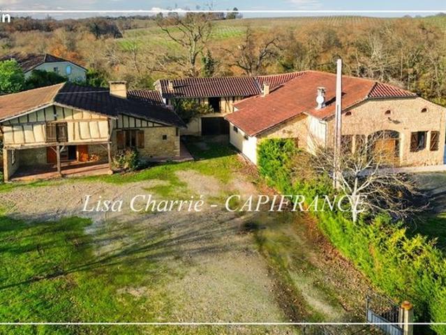 Propriété 10 pièces 324 m²