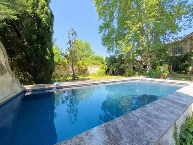 Propriété 10 pièces 325 m²