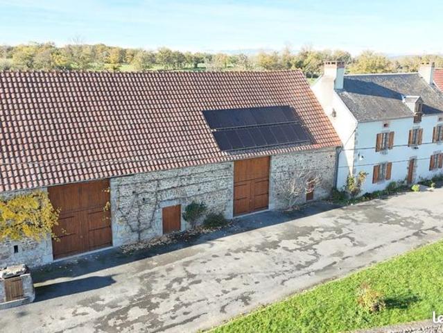 Propriété 10 pièces 326 m²