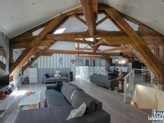Ferme 10 pièces 328 m²