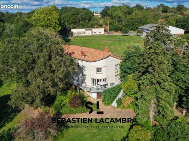 Propriété 10 pièces 328 m²