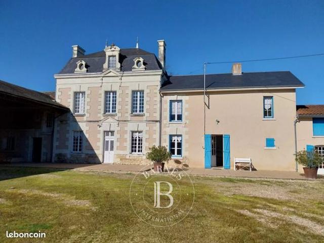 Propriété 10 pièces 333 m²