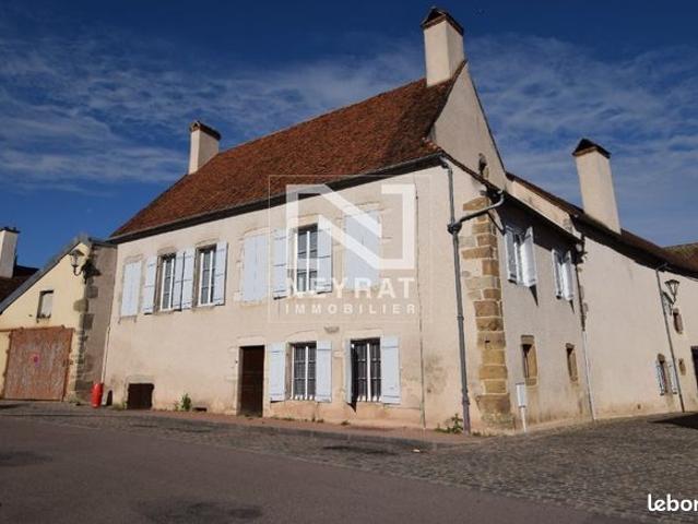 Propriété 10 pièces 333 m²
