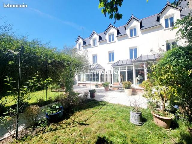 Propriété 10 pièces 330 m²