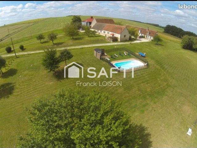 Propriété 10 pièces 330 m²