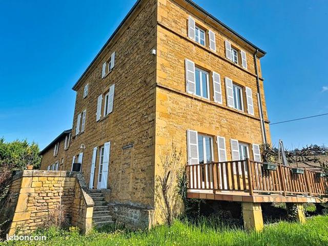 Propriété 10 pièces 330 m²