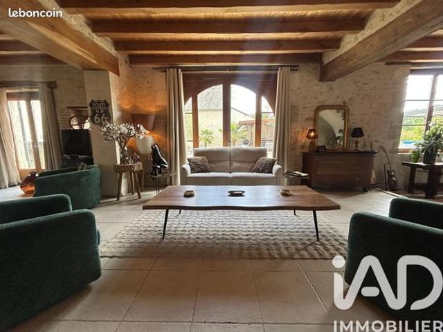 Propriété 10 pièces 300 m²