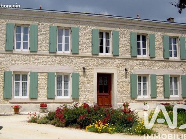 Propriété 10 pièces 458 m²
