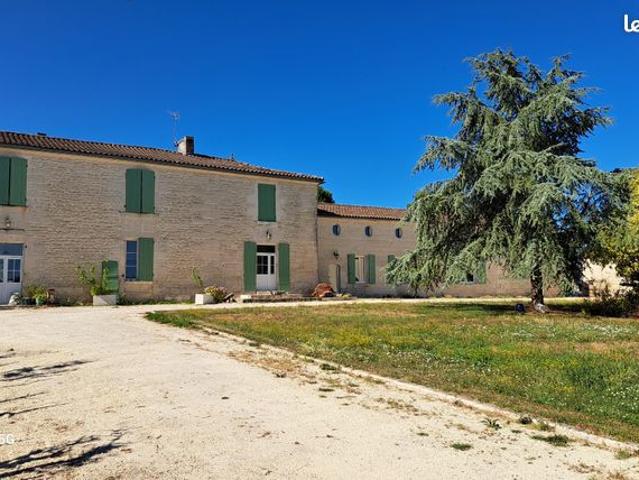 Propriété 10 pièces 465 m²